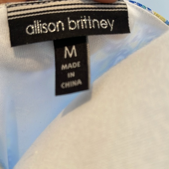 Floral blue, white and yellow Dress - Worn Once- Size M- Excellent Condition - Picture 5 of 5